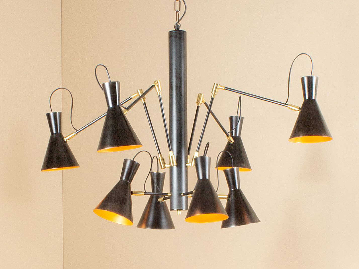 Регулируемая светодиодная люстра Renzo Serafini воронка ARCH-00072760