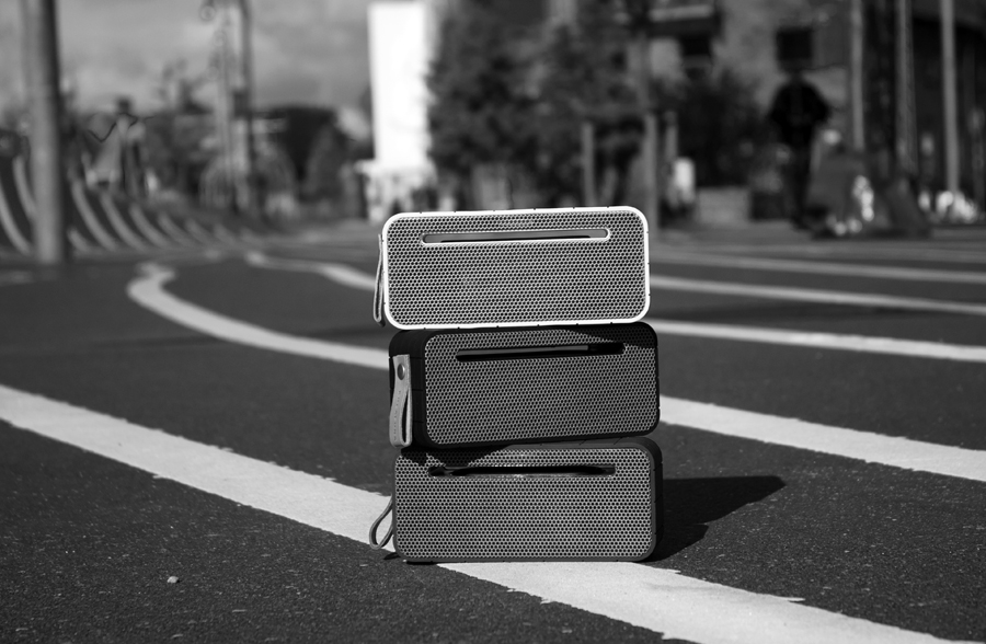 Kfng62 Колонка беспроводная с ремешком amove чёрная KREAFUNK  - Вид №5