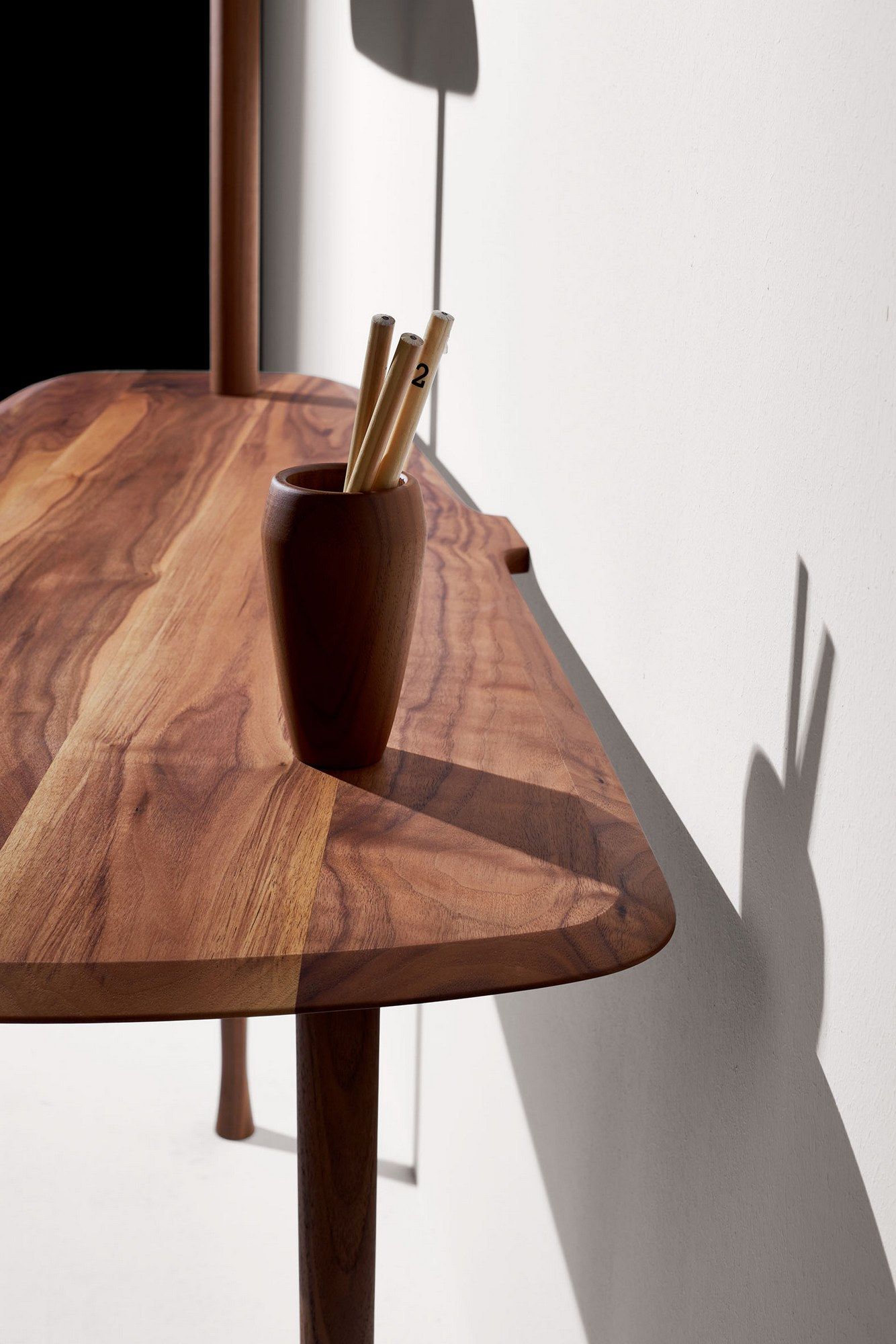 Письменный стол из грецкого ореха NOMON уникальная ARCH-00145508 - Вид №4