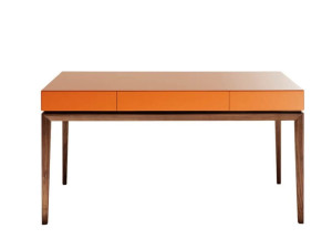 Стол с ящиками