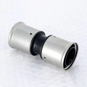 Муфта пресс PVDF HENCO 40x40