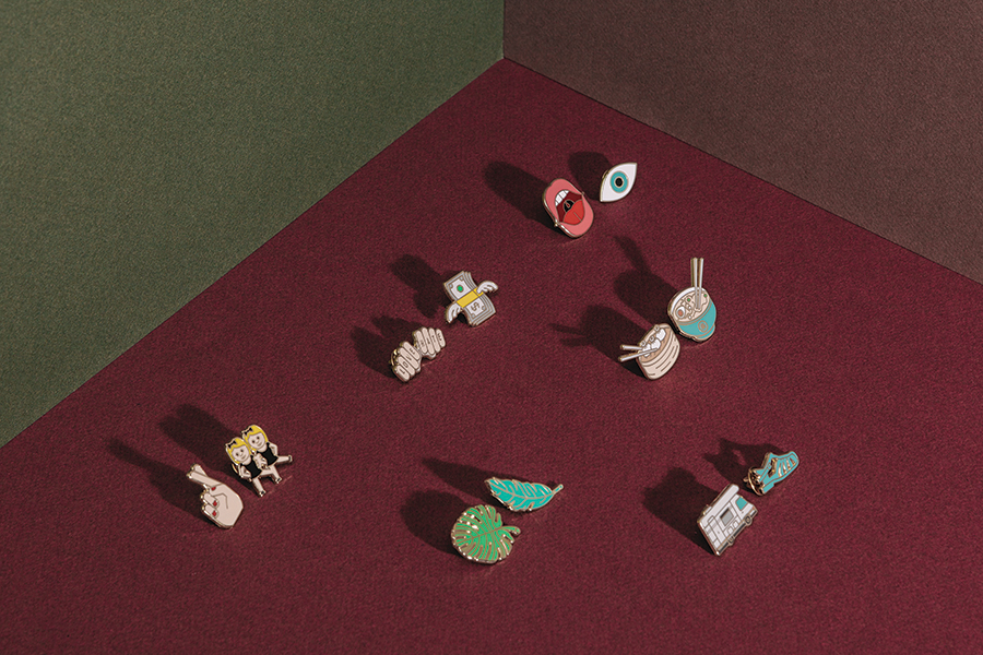 DYPINSHOL Набор из 2-х металлических булавок pinaholic holidays Doiy  - Вид №4