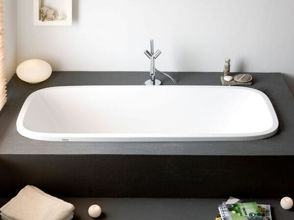 Утопленная акриловая прямоугольная ванна с хромотерапией HOESCH UNO ARCH-00134154