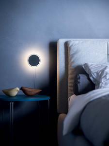 Светодиодная настольная лампа из поликарбоната