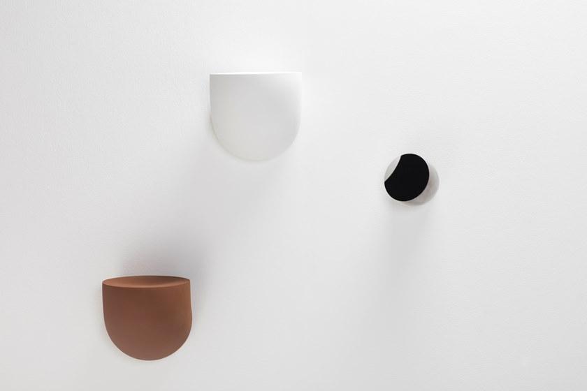 valerie_objects Полка фарфоровая Segments V9018210w/v9018210r  - Вид №3