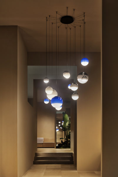 086103 Люстра 20 синяя Marset Dipping Light  - Вид №1