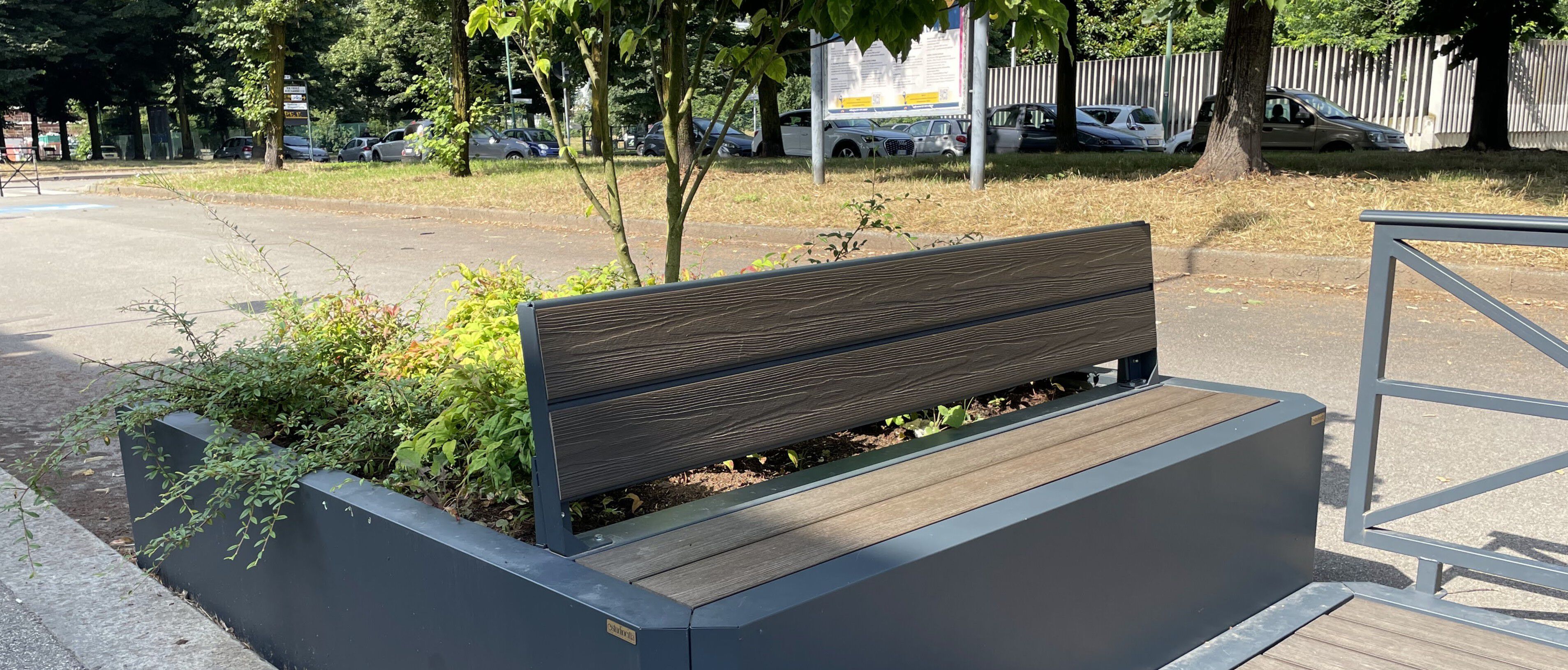Стальная скамейка со встроенным плантатором Studio Città Lets-Park ARCH-00037121 - Вид №1
