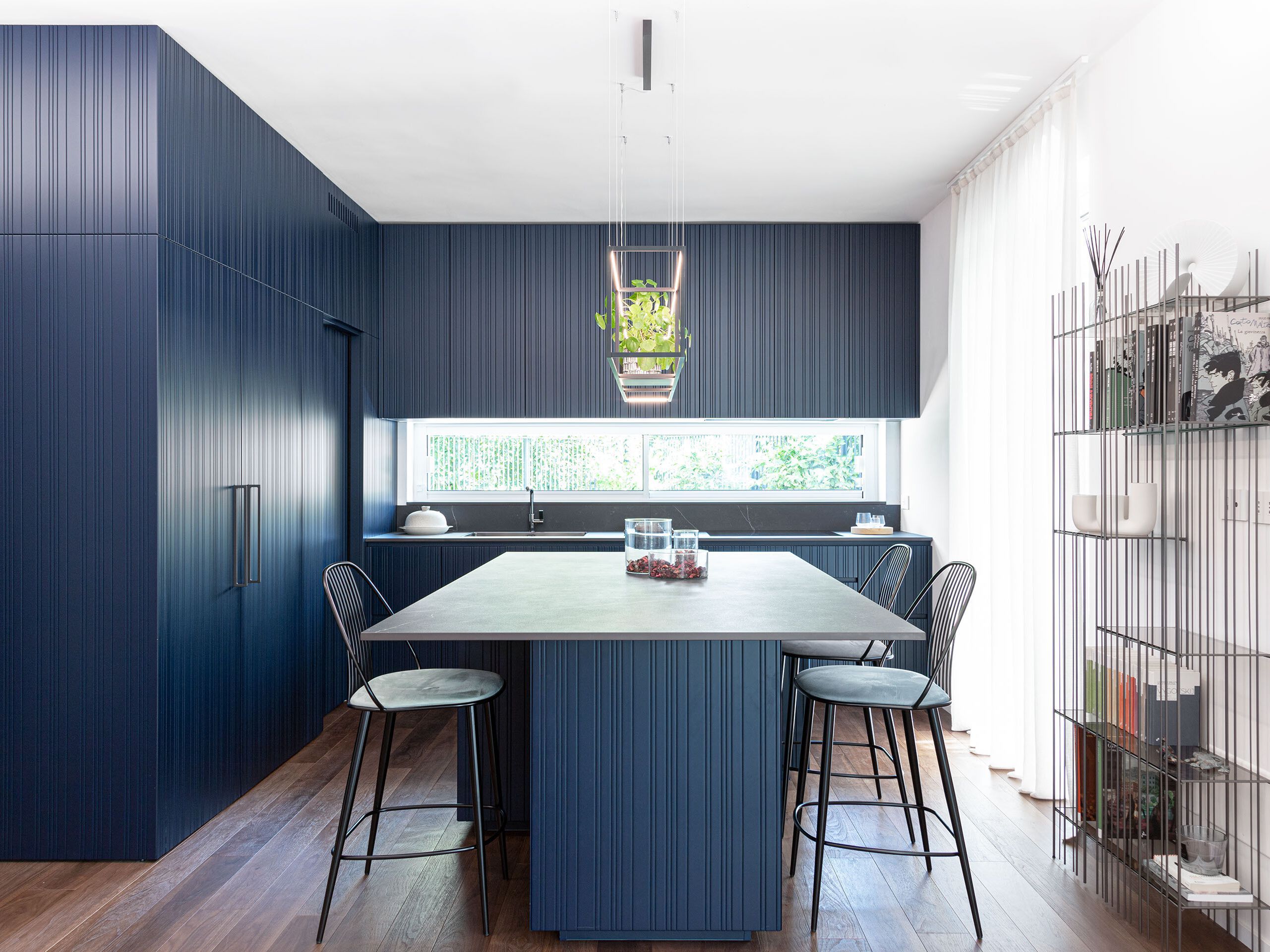 Угловая кухня с центральным островом и обшивкой TM Italia Cucine ARCH-00037367