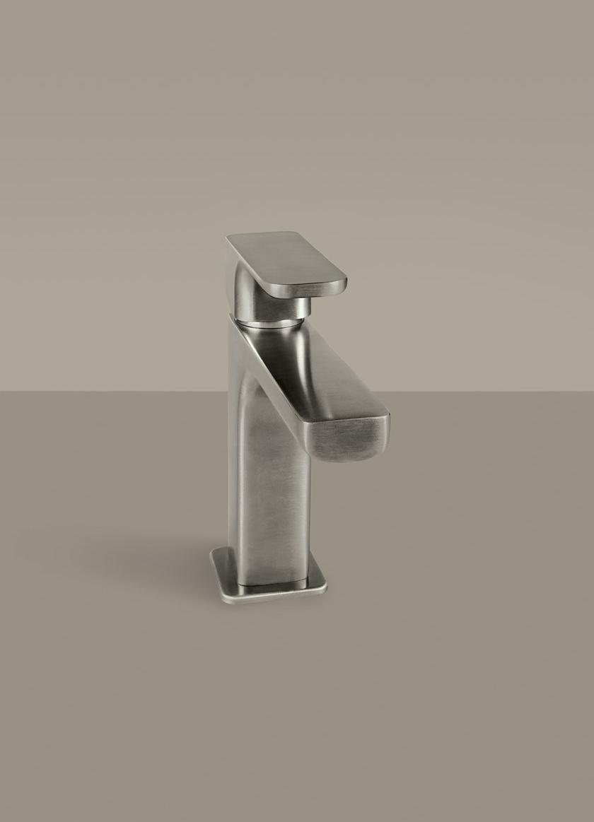 Fir Italia Смеситель для умывальника, однорычажный Daily 44 4411201 - Вид №1