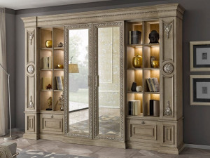 Деревянный настенный книжный шкаф с освещением