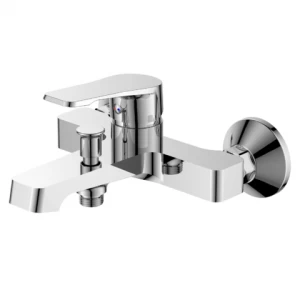 Orange Berti M17-100cr однорычажный ванно-душевой смеситель Хром