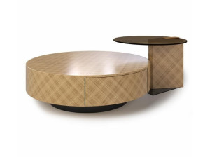 Журнальный столик из стали и стекла для гостиной