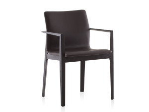 Кожаный стул с подлокотниками