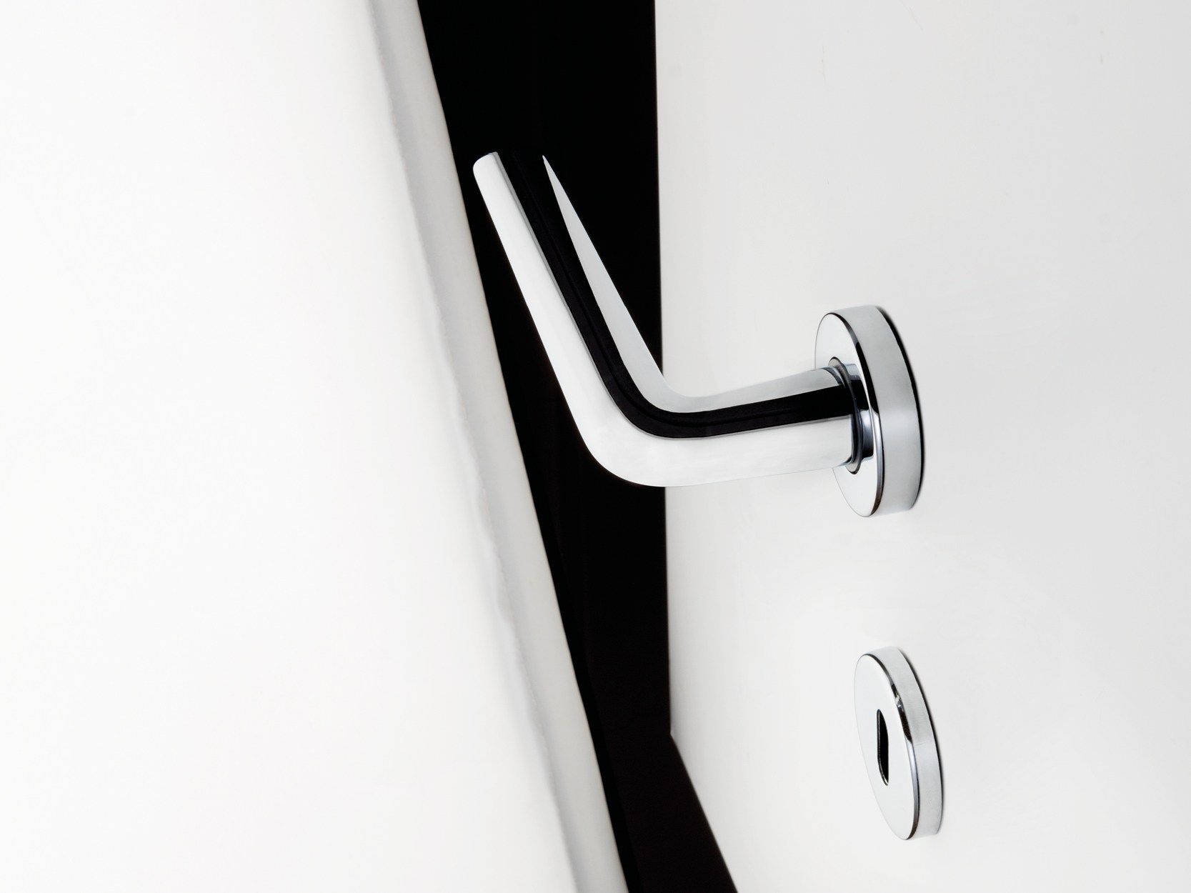 Противоугонная ручка SmartBlock для окон DK LINEA CALI' Brixia Zincral ARCH-00075407 - Вид №1