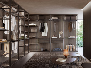 Деревянная секционная гардеробная со встроенным освещением