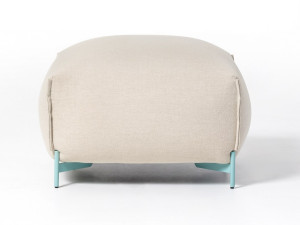 Квадратный пуф из ткани