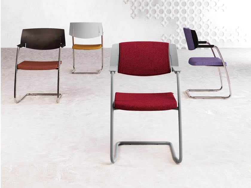 Тканевый консольный стул для конференций с подлокотниками Las Mobili Hellò ARCH-00028278