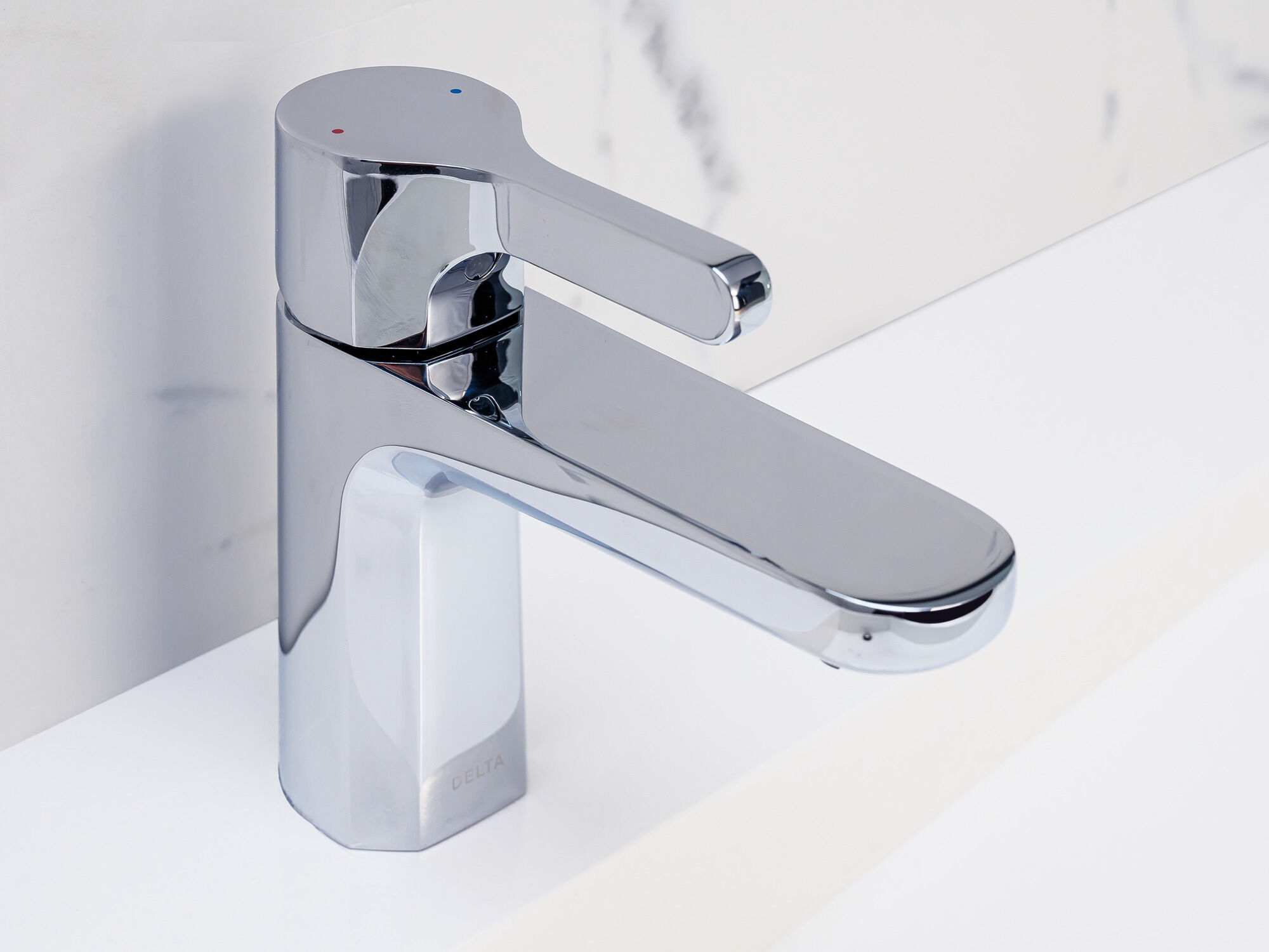 540LF-PP Смеситель для ванной Project-Pack с одной ручкой Delta Faucet Modern Хром - Вид №2