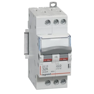Выключатель-разъединитель Legrand DX³ 3P 32 А 4.5 кА 82389932 STLM-2045601