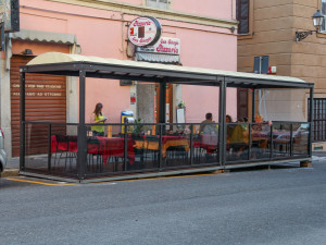 Dehors с подножкой