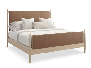 Двуспальная кровать из ткани