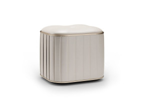 Кожаный квадратный пуф