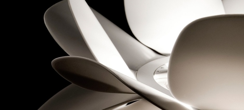 005105 Настольная лампа Estiluz Infiore 