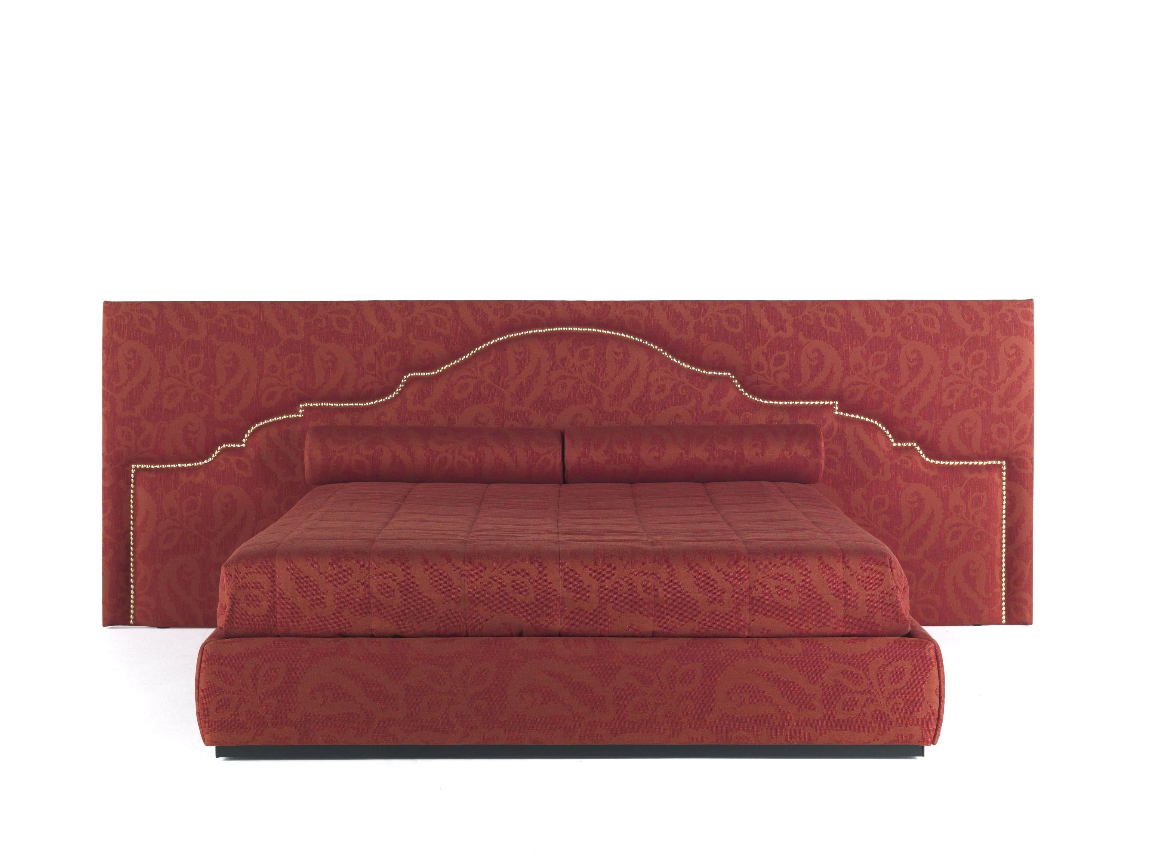 Двуспальная кровать из ткани с мягким изголовьем ETRO Home Interiors BOMBAY ARCH-00010141 - Вид №3