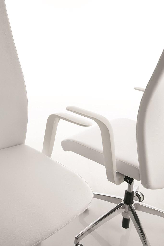 Luxy Кожаное кресло руководителя с подлокотниками на колесиках Smartoffice 4ofdi06, 4ofdi08, 4ofdi54, 4ofdi56  - Вид №4