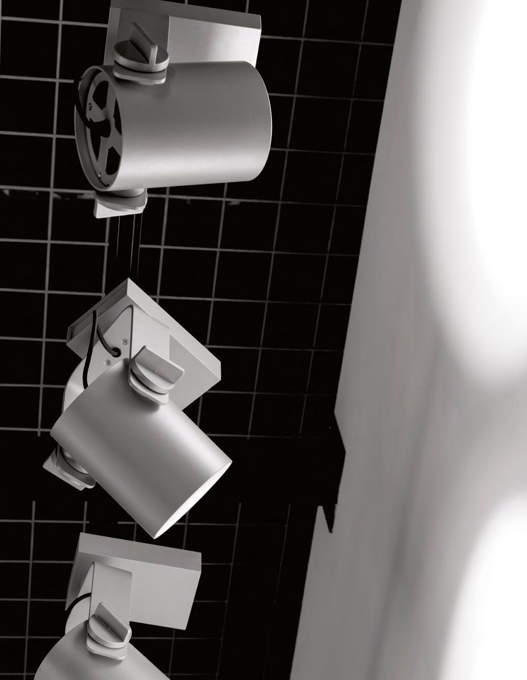 Регулируемый светодиодный прожектор для электрифицированного трека Martinelli Luce R11 ARCH-00058783 - Вид №4