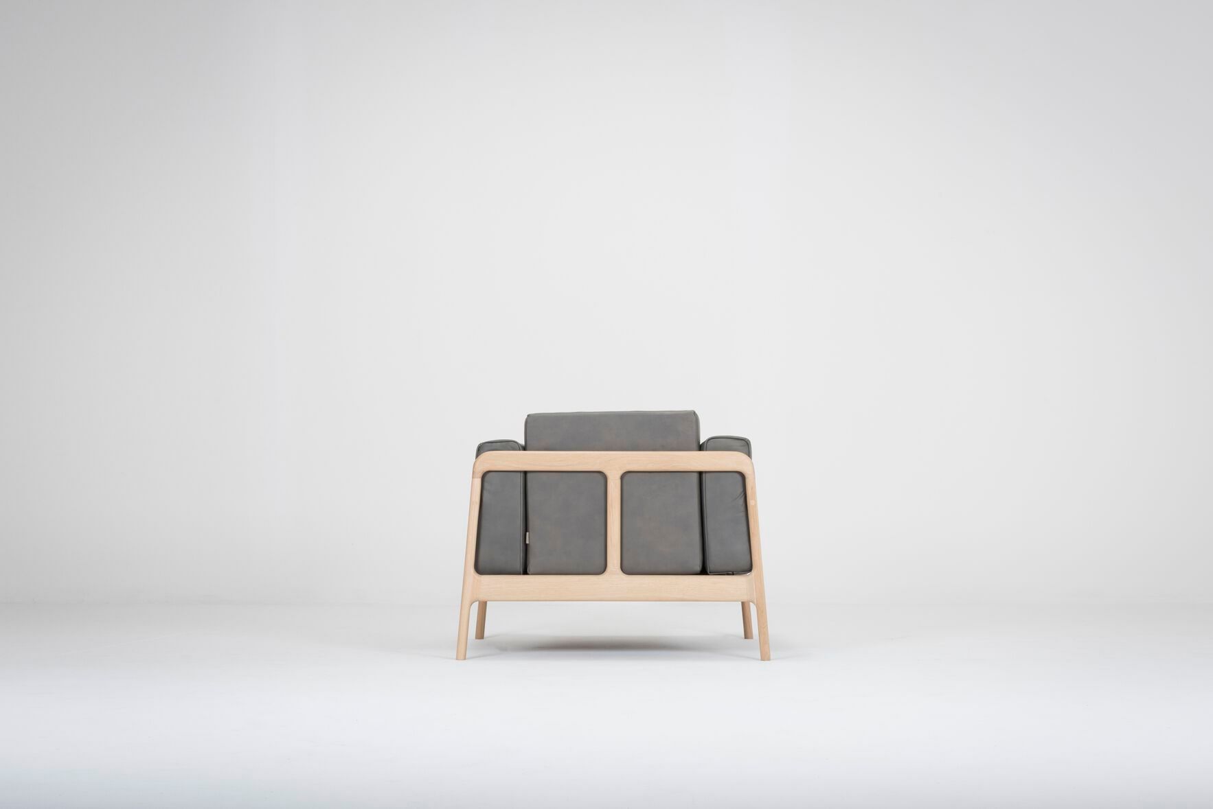 Кожаное кресло с подлокотниками Gazzda Фавн ARCH-00005546 - Вид №5