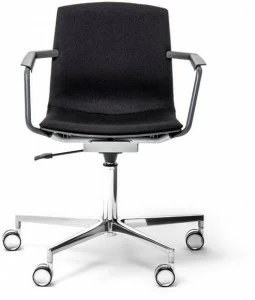 Mara 5-спицевый вращающийся стул с подлокотниками  3300