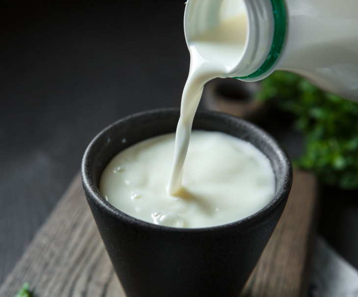 61 Молоко коровье 3,2 - 6 % Вкусляндия  - Вид №1