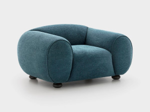 Тканевое кресло с подлокотниками