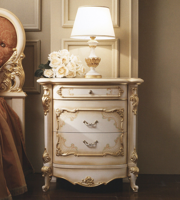 Тумбочка ROYAL AGM (ALBERTO E MARIO GHEZZANI) A.1