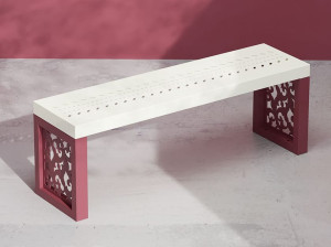 Металлическая скамья без спинки