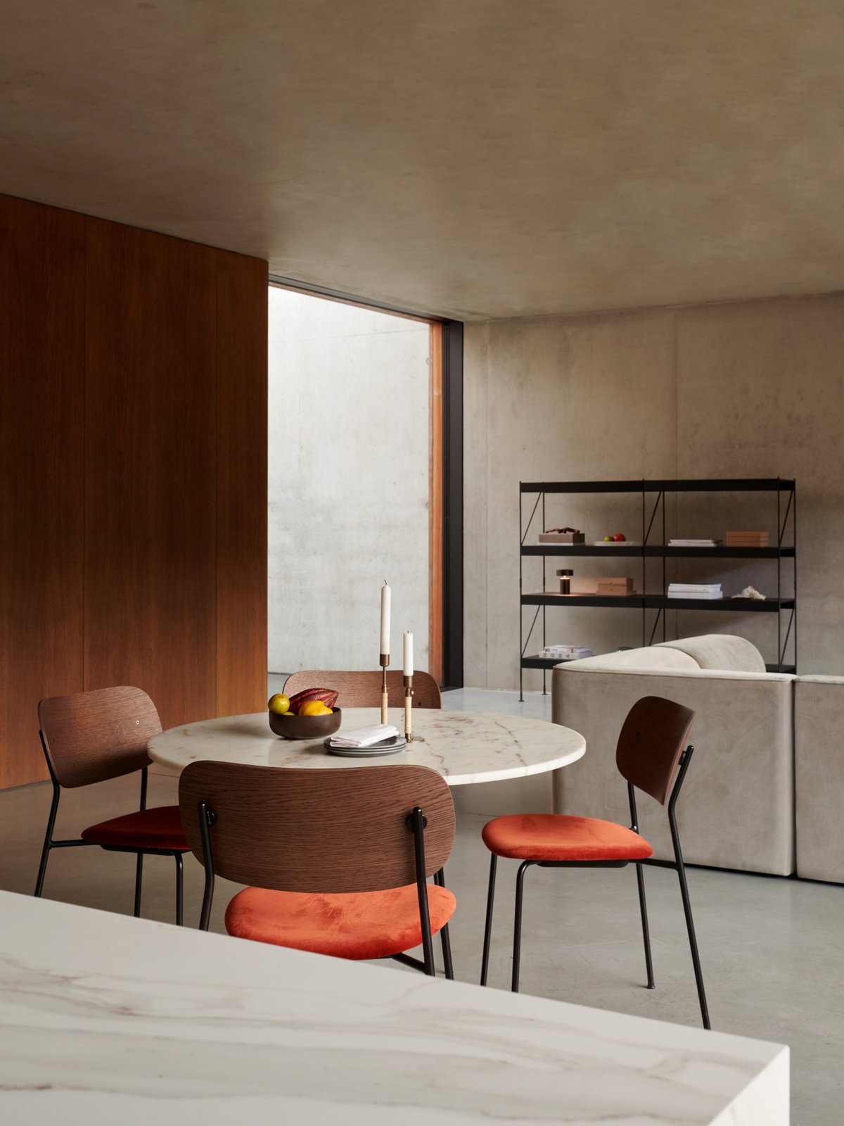 9327659 MENU Стол-колонна Harbour, круглый со звездообразным основанием Столовая  - Вид №22