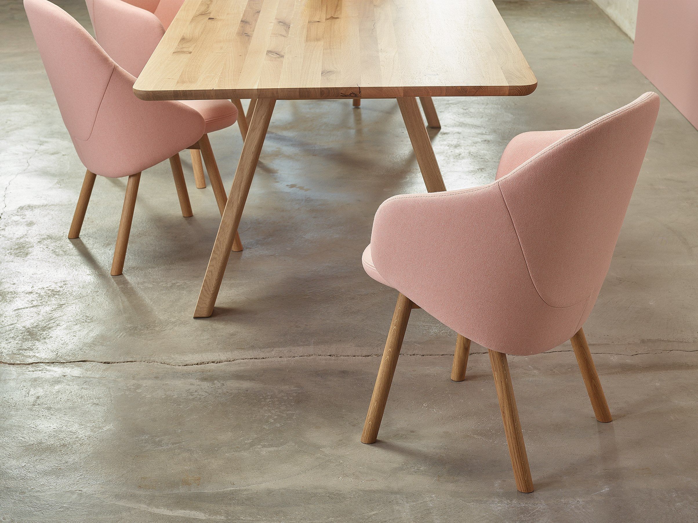 Тканевое кресло с подлокотниками TON Albu ARCH-00132954 - Вид №4