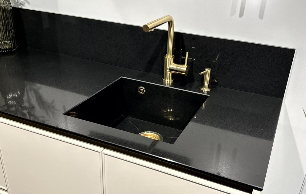 Столешницы для кухни - Фиори неро / 12 мм LIGRON LIST245 2377 - Вид №5