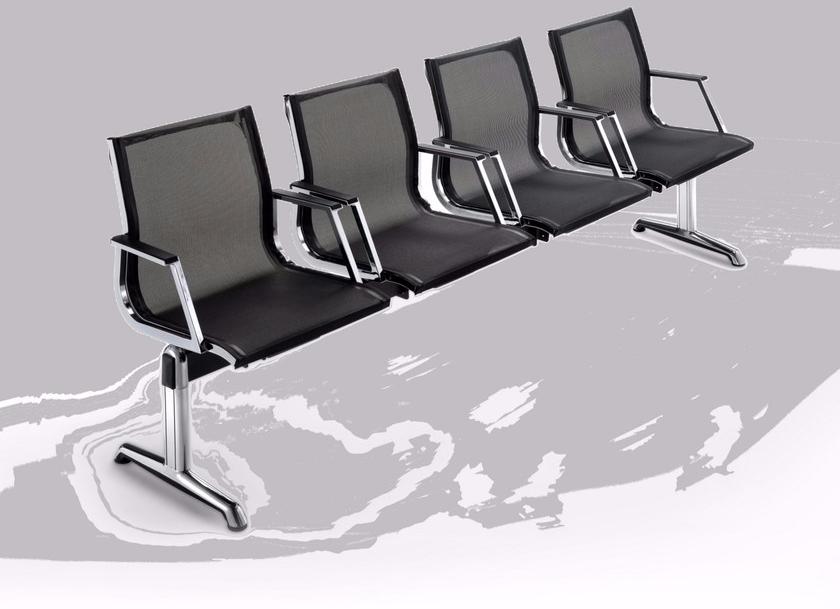 Luxy Сидя на напольной решетке Nulite sun-id-1405105 - Вид №1