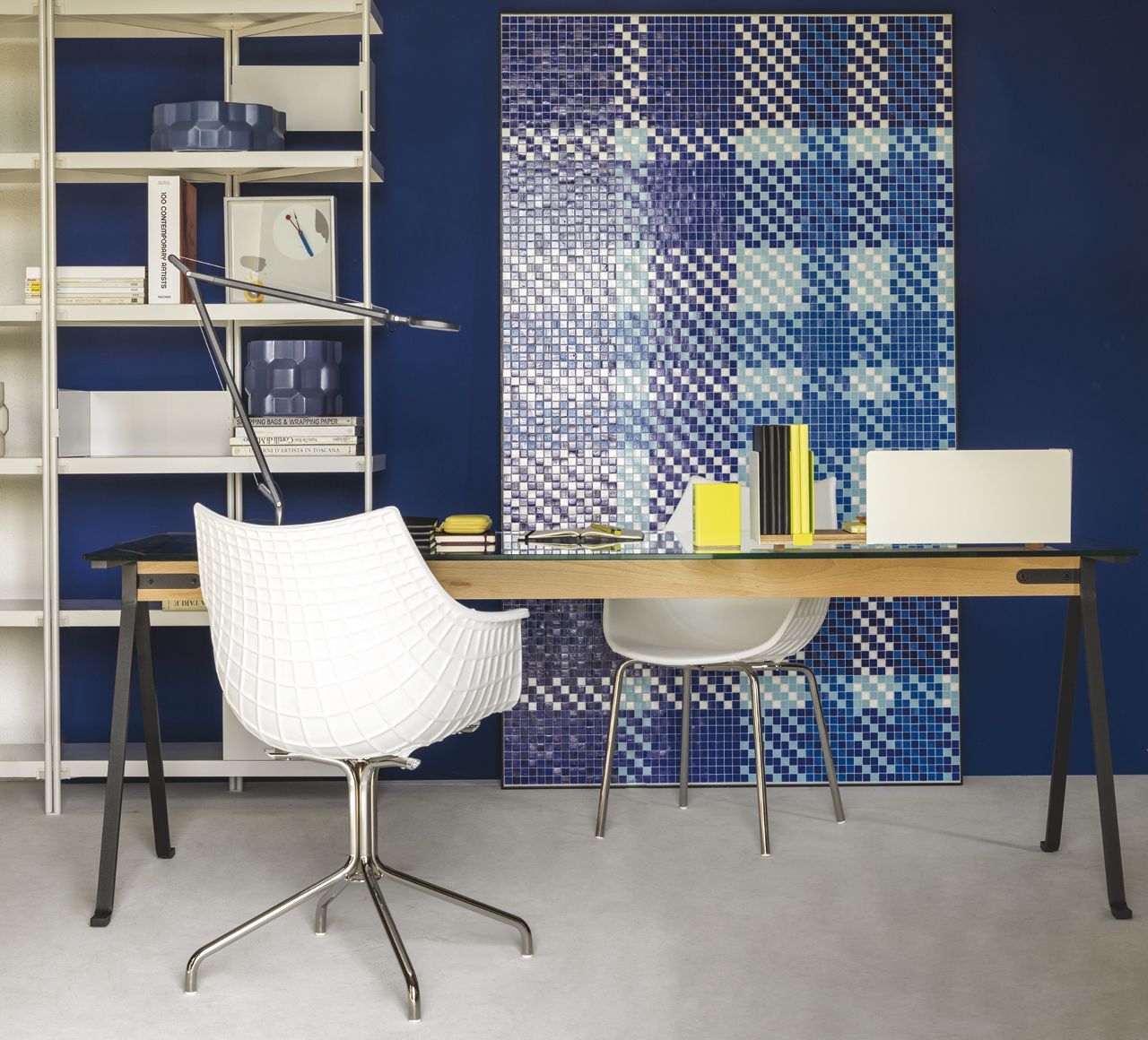 Стул из поликарбоната с подлокотниками Driade солнечные часы ARCH-00006206 - Вид №1