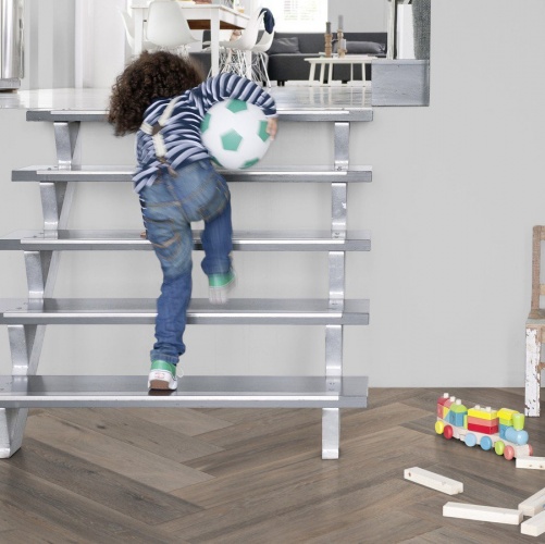 Паркет Ёлка Solidfloor New classic Кэнтрбери Дуб Натур с брашью (Текстурированная) 610х122 мм 1194938 - Вид №11