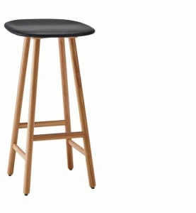 Karl Andersson Высокий деревянный табурет Shell