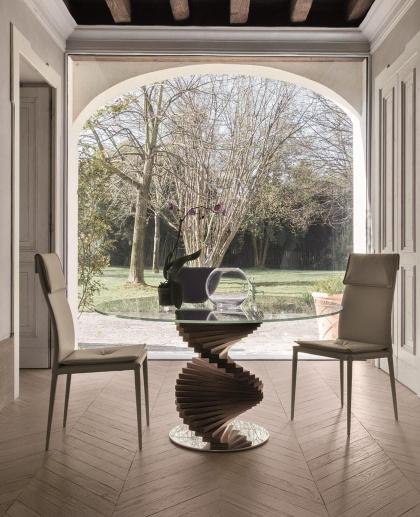 Tonin Casa Круглый стеклянный стол с основанием из массива ореха  T8067  - Вид №2