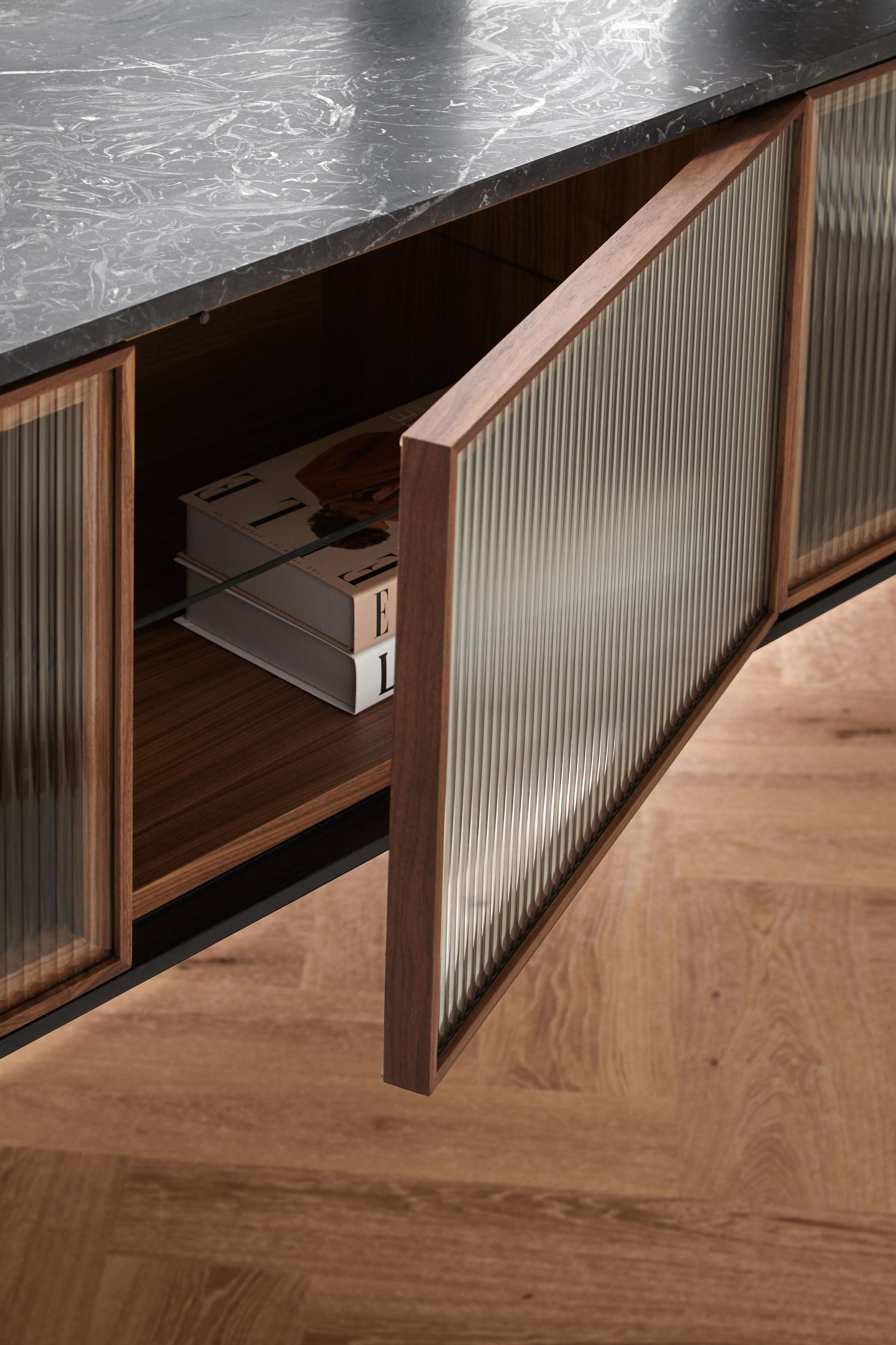 Деревянный шкаф с распашными дверями Punt ARCH-00054972 - Вид №34