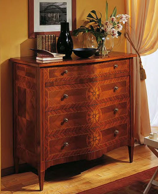 Комод  SERAFINO MARELLI G 4 como Settecento