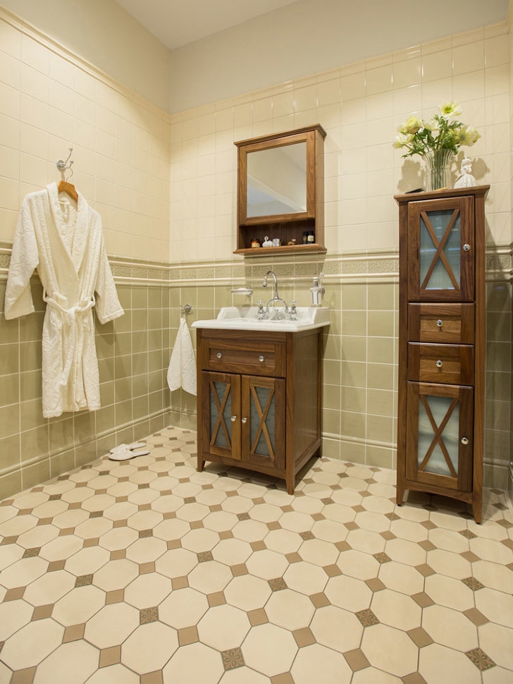 Шкаф-пенал высокий, цвет орех [EU1D] Victorian Burlington EU1D - Вид №5