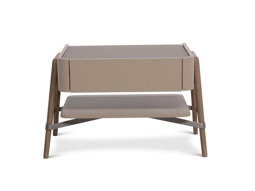 Тумбочка из ясеня и стеклянная столешница Natuzzi Italia SVEVO ARCH-00134009