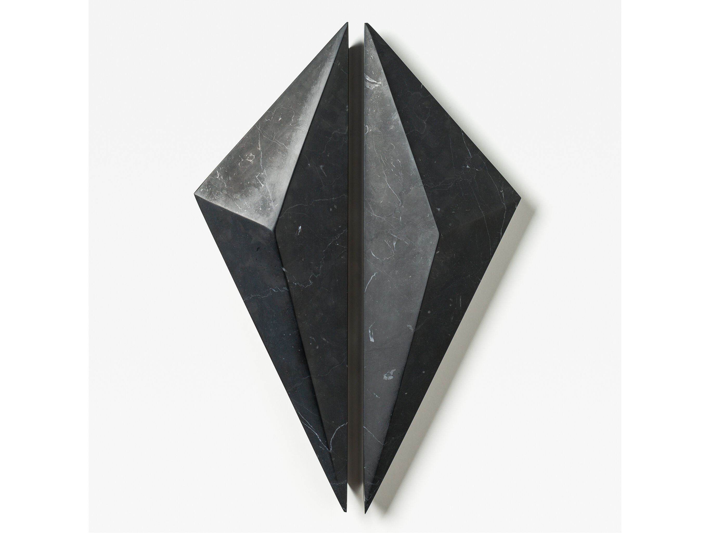 Мраморная мебельная ручка Lo & Co Interiors Prism ARCH-00087347