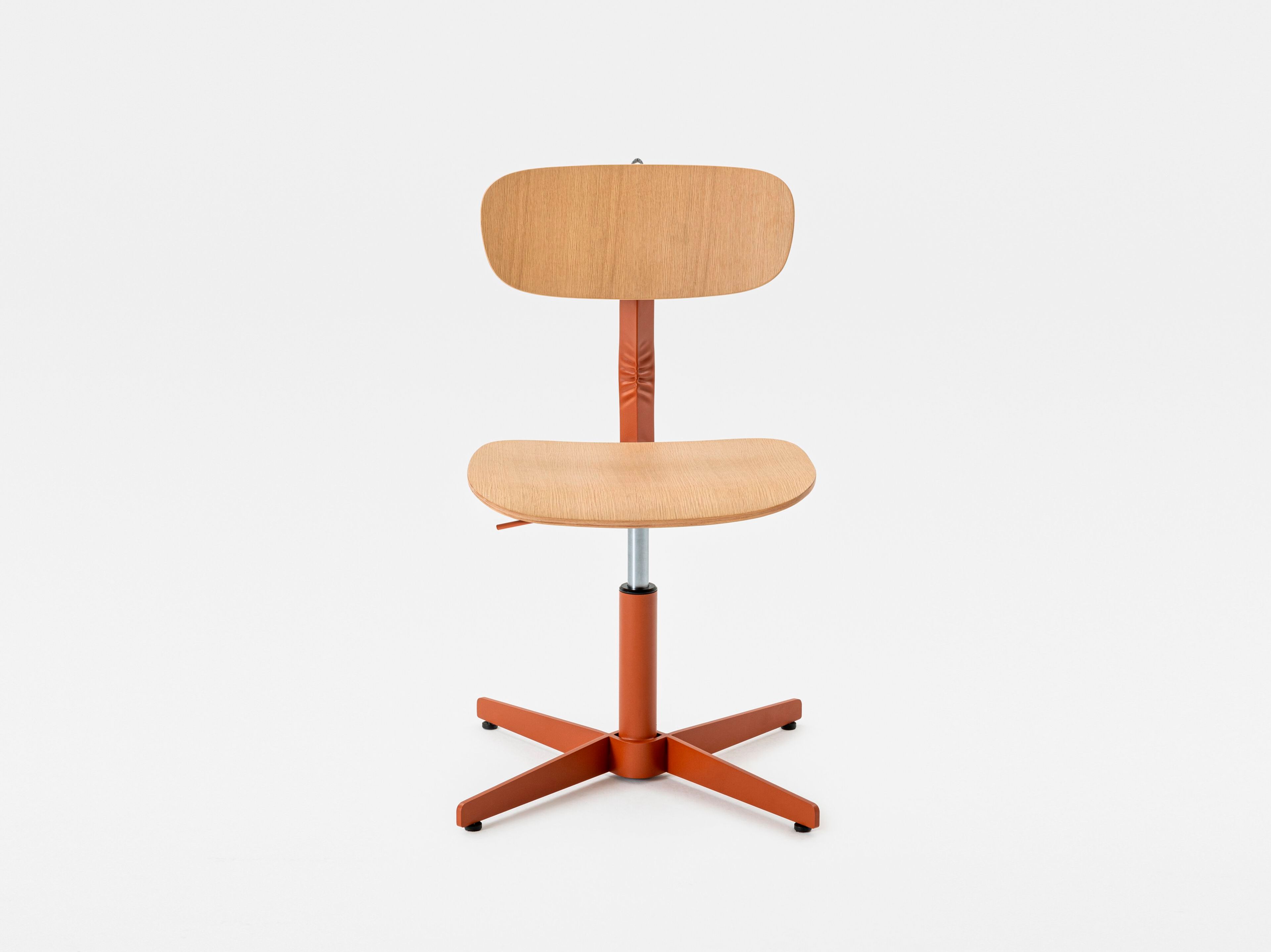 4-спицевое деревянное вращающееся офисное кресло Mara Typo ARCH-00105570